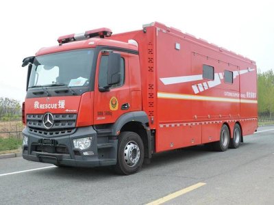 奔馳6X4野外炊事餐車